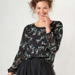 Disney’s Snow White A Collection by LC Lauren Conrad Peasant Top